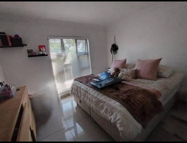 5 BEDROOM HOUSE FOR SALE IN AMBERFIELD HEIGHTS